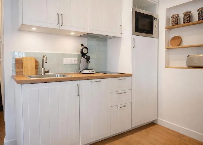 Appartement D Exception Pour 2 A 4 Personnes - En Plein Centre *